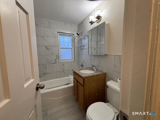 Building Photo - 96 Balsam Ave