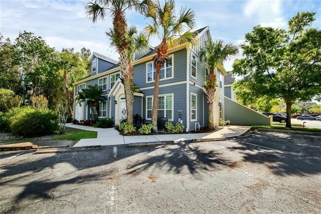 Building Photo - 5581 Rosehill Rd