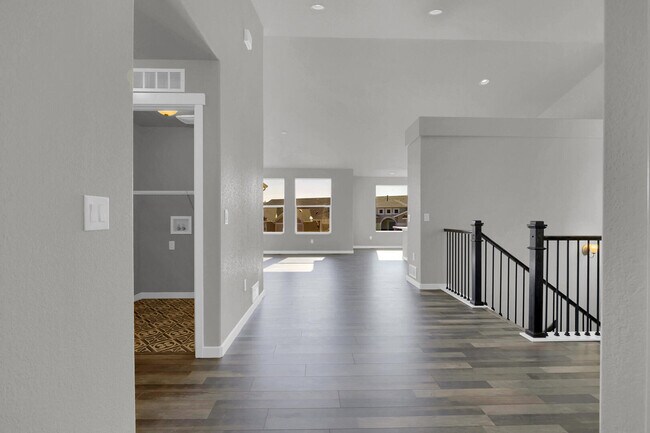 Building Photo - 15782 Lake Mist Dr