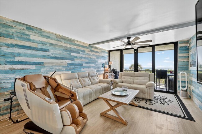 Building Photo - 10680 S Ocean Dr