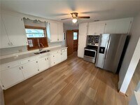 Building Photo - 2702 W 66th St