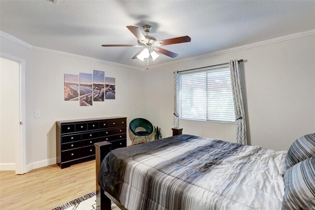 Building Photo - 4802 Walden Cir