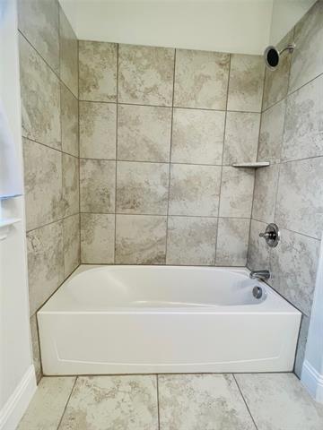 Building Photo - 4408 Juniper Ln