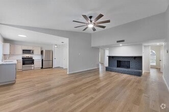 Building Photo - 3201 Kenwood Dr