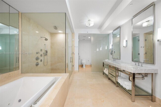 Building Photo - 9703 Collins Ave