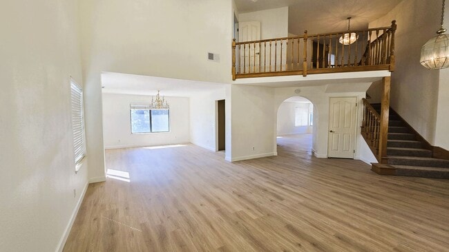 Building Photo - "Spacious, Sunlit Home in a Peaceful Ranch...