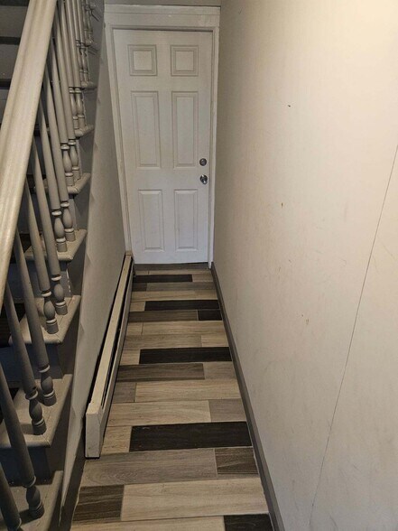 Primary Photo - 2428 3rd Ave