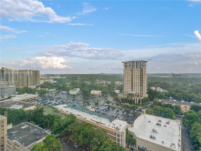 Building Photo - 2870 Pharr Ct S Northwest