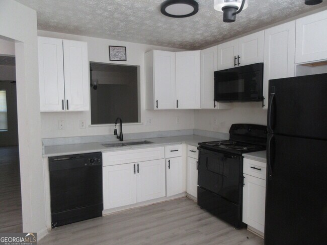 Building Photo - 3548 Waldrop Trail