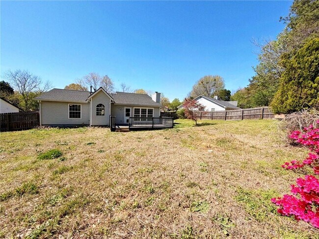 Building Photo - 2901 Inverloch Cir