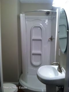 Building Photo - 4 br, 2 bath Apartment - 1509 Bingham Street