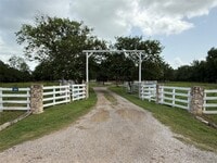 Building Photo - 1166 Manak Rd