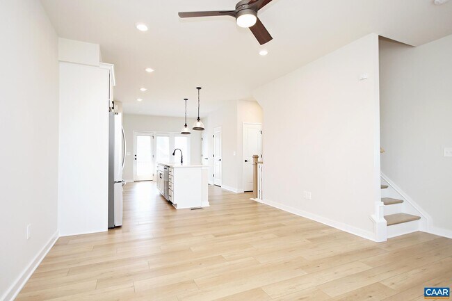Building Photo - 6019 Bicknell St