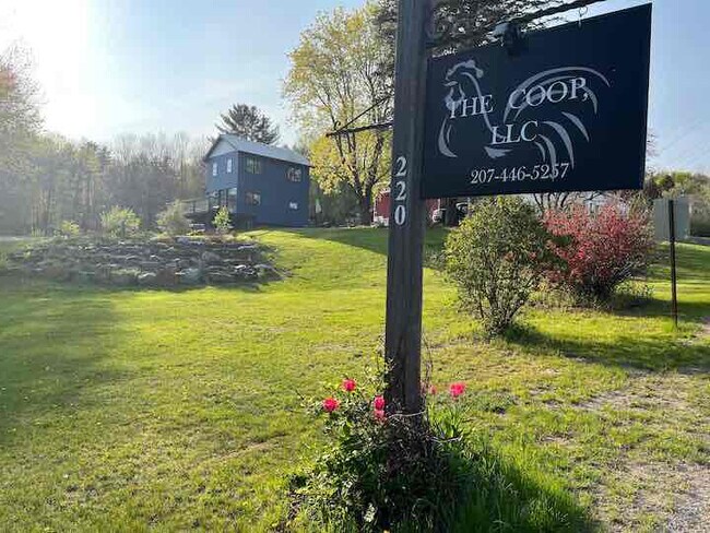 Building Photo - 220 ME-133