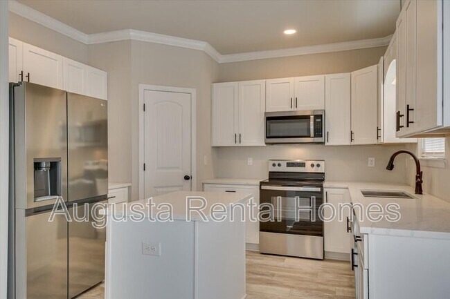 Building Photo - 1220 Jessie Way