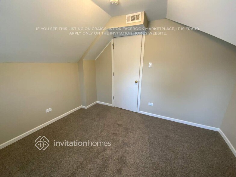 Building Photo - 642 E Le Moyne Ave