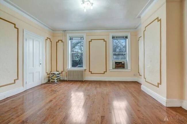 Building Photo - 2 bedroom in ASTORIA NY 11106