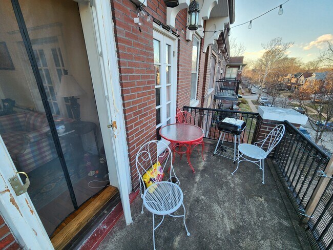 Building Photo - 5778 Pershing Ave