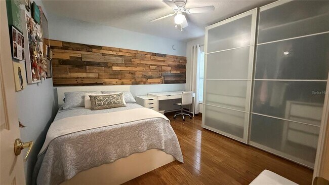 Building Photo - 175 Cloverdale Rd