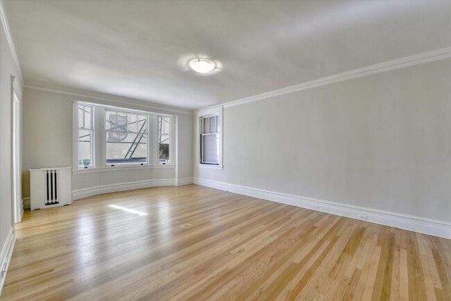 Building Photo - 4 bedroom in San Francisco CA 94118