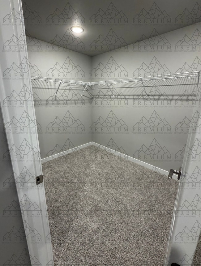 Building Photo - 1st MONTH FREE - 3 BED 2.5 BATH NEW BUILD!