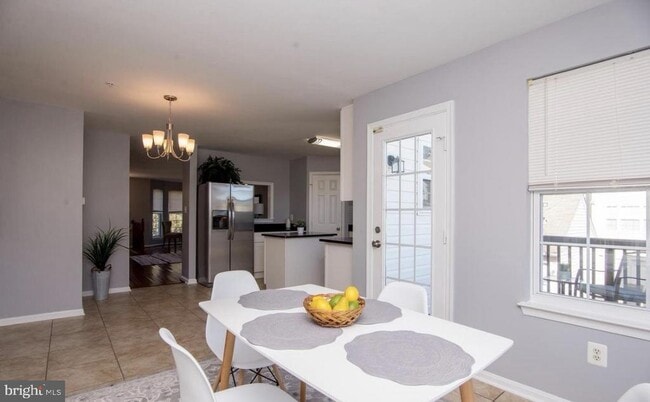 Building Photo - 8800 Community Square Ln