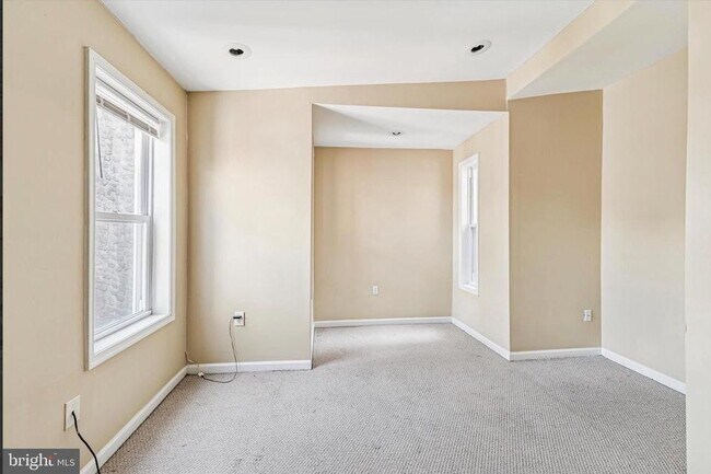 Building Photo - 1503 N 17th St