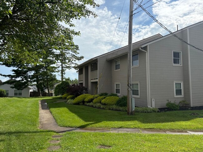 Building Photo - 334 Oxford Dr