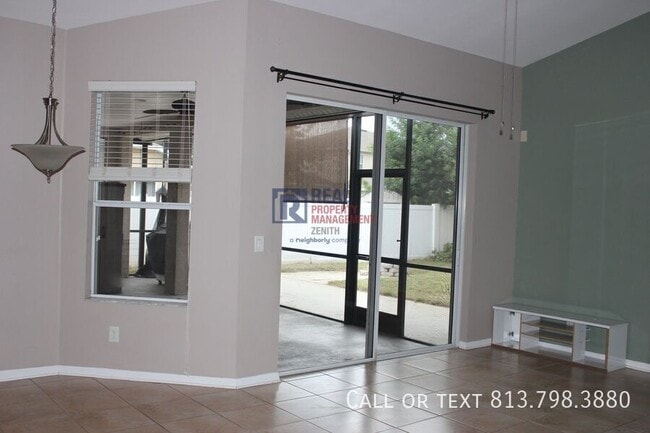 Building Photo - 13655 Artesa Bell Dr