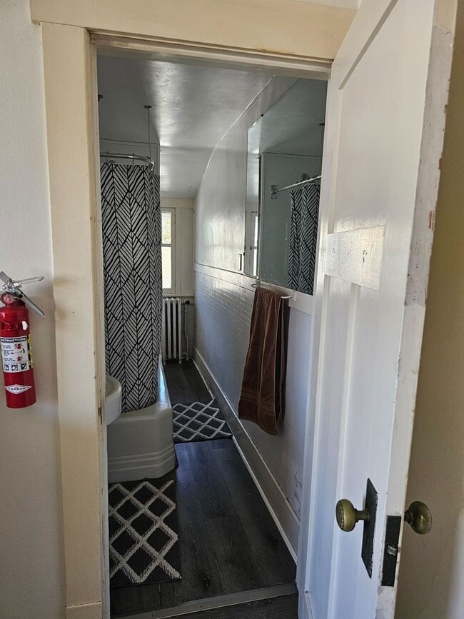 Building Photo - Johnston Triplex