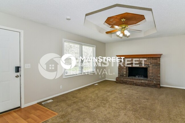 Building Photo - 505 NW Willow Dr