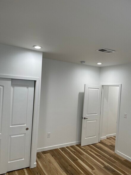 bedroom - 1105 S 47th St
