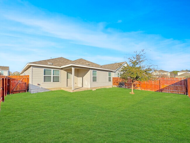 Building Photo - 9714 Marbach Hl