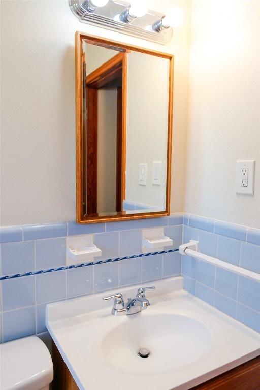 Building Photo - 1116 Bliss Dr