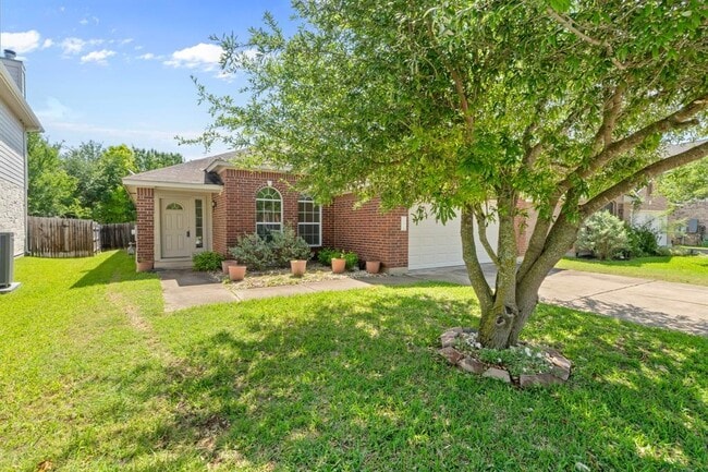 Building Photo - 20612 Farm Pond Ln