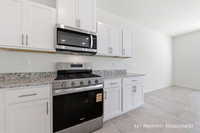 Building Photo - 4445 Bayley Skye Ave