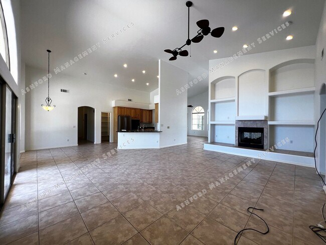 Building Photo - ***MOVE IN SPECIAL***BEAUTIFUL 4 BEDROOM P...