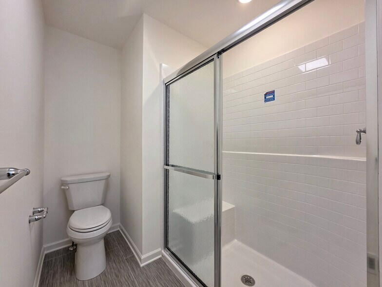 Building Photo - 2449 Spring Water Cir