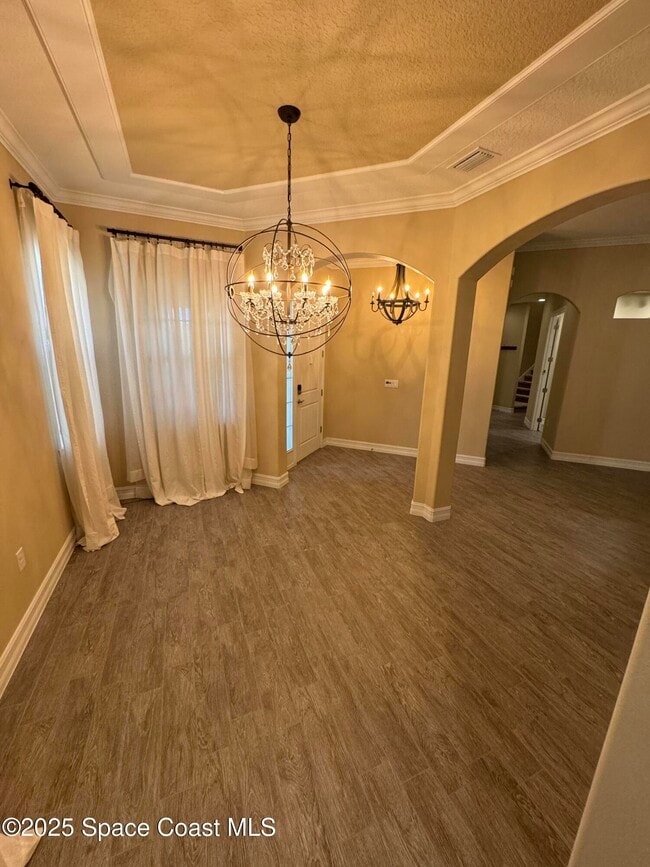 Building Photo - 3168 Lamanga Dr