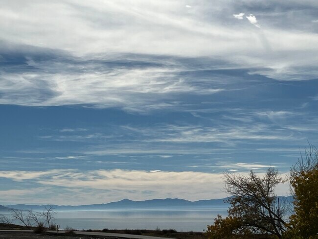 Building Photo - 767 N 380 W