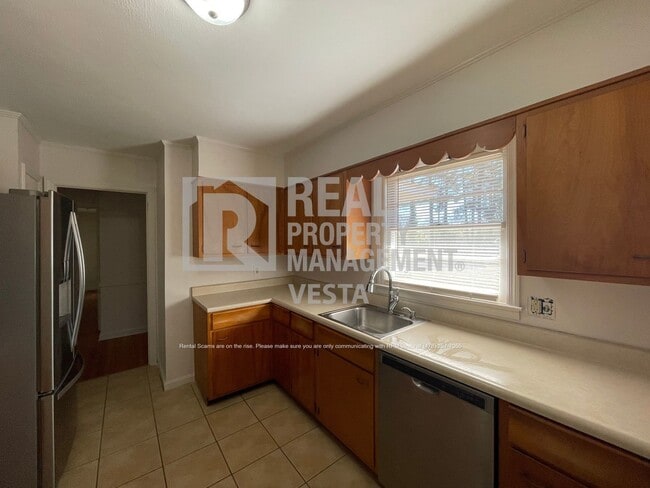 Building Photo - 796 Lee Rd