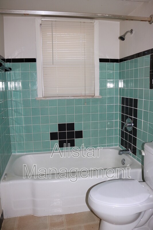 Building Photo - 26601 Lakeshore Blvd