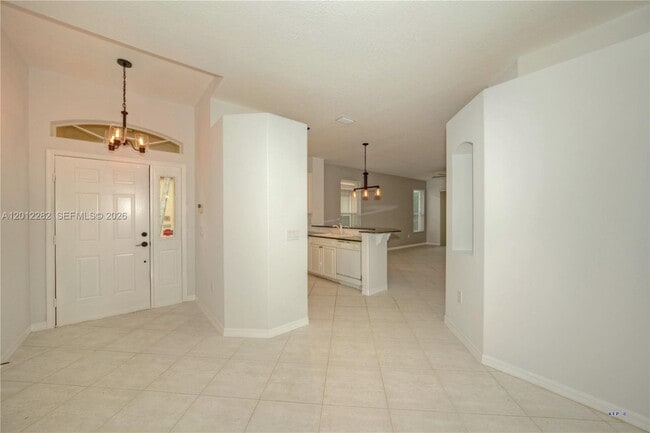 Building Photo - 3781 NW Willow Creek Dr