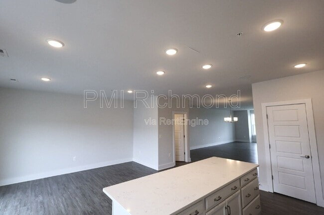 Building Photo - 4344 Bon Secours Pkwy