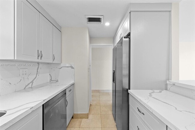 Building Photo - 3301 NE 5th Ave