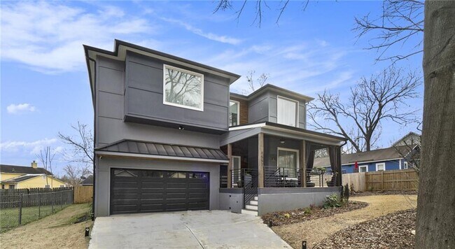 Building Photo - 1557 Foote St NE