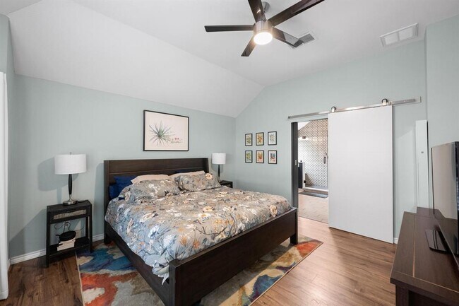 Building Photo - 8716 Bobcat Dr