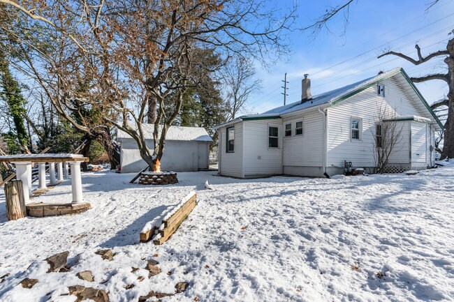 Building Photo - 1739 Asbury Ave