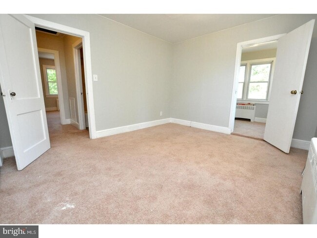 Building Photo - 2221 Marne Hwy