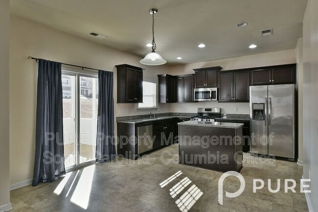 Building Photo - 161 Crimson Queen Dr